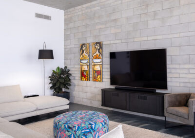 Sleek urban contemporary cabinetry, perfect for homes in Dutton Park.