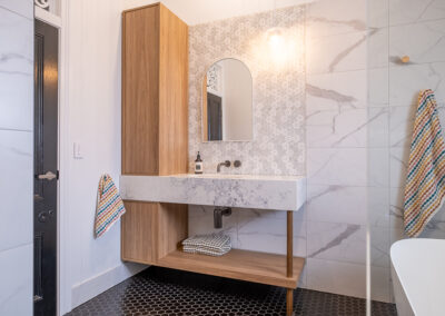 Sleek urban contemporary cabinetry, perfect for homes in Dutton Park.