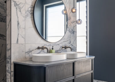 Sleek urban contemporary cabinetry, perfect for homes in Dutton Park.