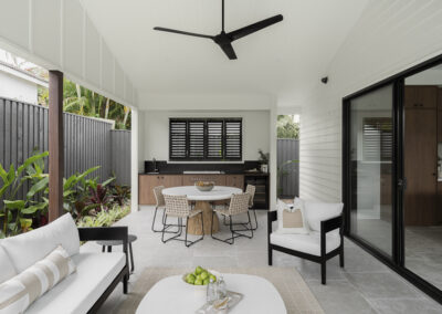 Sleek modern bespoke cabinetry, perfect for homes in Wavell Heights.